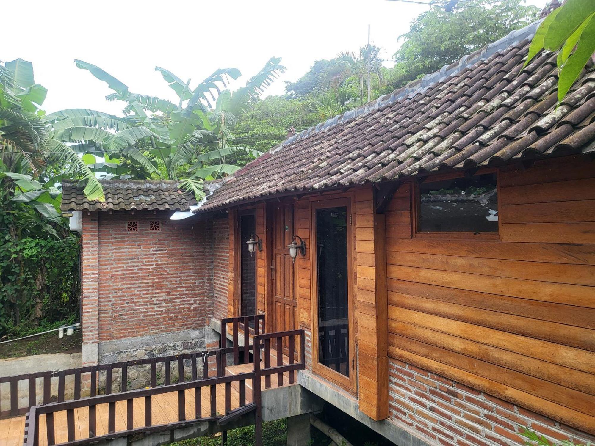 Reddoorz Syariah Near Wisata Durensewu Pandaan Jetak Buitenkant foto